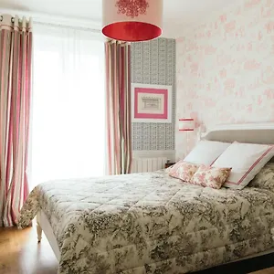 Chez Pepe Merle - D'hotes Au Coeur De , Paris France