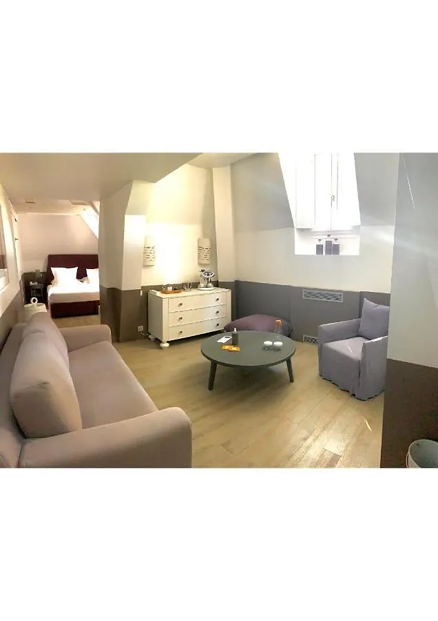 White 1921 Hotel Saint-Tropez