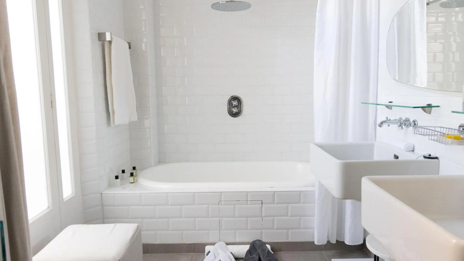 White 1921 Hotel Saint-Tropez France