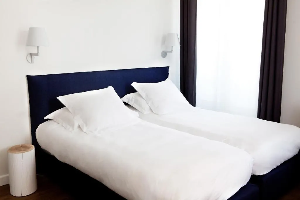 White 1921 Hotel Saint-Tropez